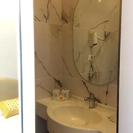 فندق Pinocchio كاتوليكا