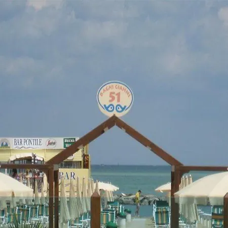 Hotel Pinocchio 3*