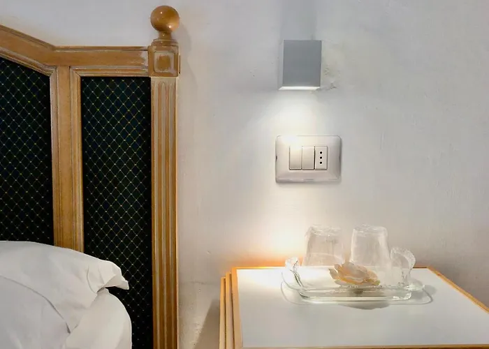 比诺丘酒店 卡托利卡