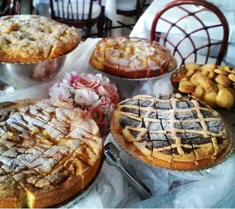 比诺丘酒店 3* 卡托利卡